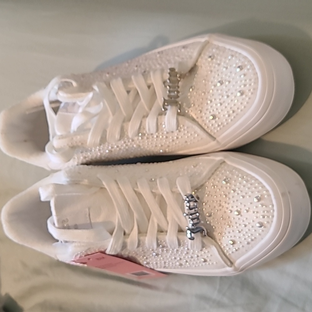 (Ew)Juicy CoutureWomen's Alanis Rhinestone Lace Up  Sneakers